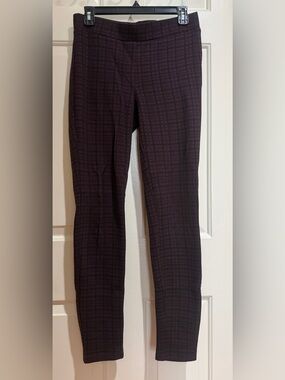 Style & Co. Slim Plaid Pull-In Pants — Dark Plum/Black. Size S